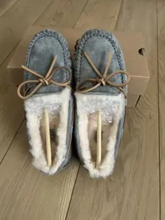 UGG グレー モカシン