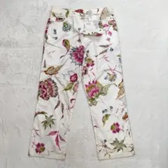 アイグナー　花柄　パンツ　綿100%　46サイズ　ホワイト　フラワー　ズボンのサムネイル