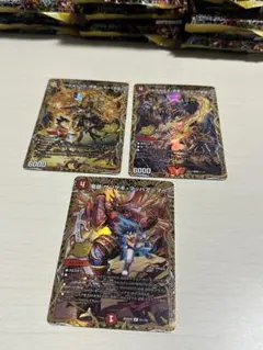 に*こ様 ドキドキつよいデッキ　赤白サムライ　シークレット3種+おまけ ドキドキ強いデッキ 赤白サムライ シークレット3種 - メルカリ