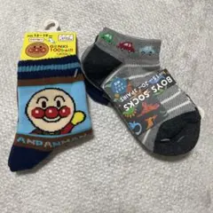 キッズ　ベビー　新品　アンパンマン　車　靴下　男の子　くるぶしソックス