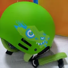 anon. グリーン ヘルメット モンスターデザイン　スノーボード