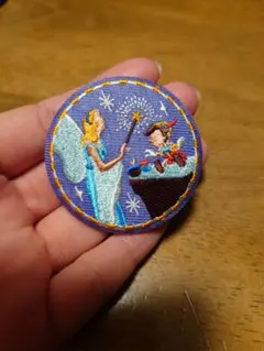 ディズニー刺繍缶バッジ　ピノキオ