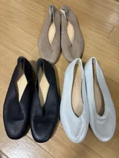あしながおじさん　Vカットフラットシューズ　3足セット　美品のサムネイル