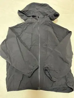 ユニクロ ポケッタブル パーカー