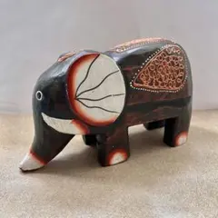 バリ　木彫りゾウ　木製 象の置物 手描き模様　アジアン雑貨
