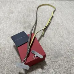 ショルダーストラップ