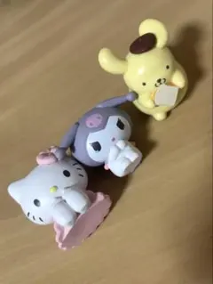 ハローキティ・クロミ(まちぼうけ)・ポムポムプリン(ちこくダッシュ)