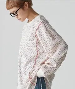 フォルクシー　小花柄ワッフルメロー配色オーバーサイズロンT