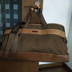 Item thumbnail for item 8c6f2ac0-ea31-4256-ae6e-8621a4a90ad4