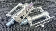 Bianchi Celeste Pedal Wellgo R1120B - メルカリ