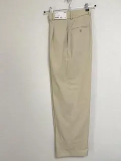 ユニクロ　タックワイドパンツ　31ベージュ