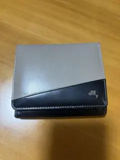 efffy 財布【最終値下げ】のサムネイル