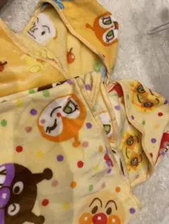 アンパンマンフード付き毛布