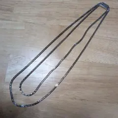 シルバー色　ニ重構造チェーンネックレス