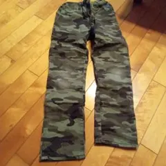 Item thumbnail for item 9d60cd9d-c1d3-41fc-ad7a-cbcfe2a22c98