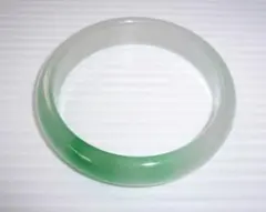 天然石 ジェダイト翡翠バングル 5.9cm - メルカリ