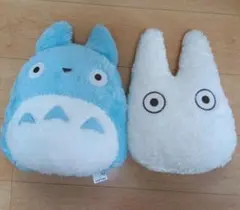 ジブリとなりのトトロ・トトロ　ぬいぐるみ　クッション　中　小
