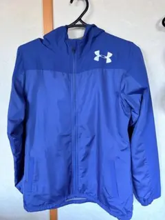 UNDER ARMOUR フード付きアウター MD 青