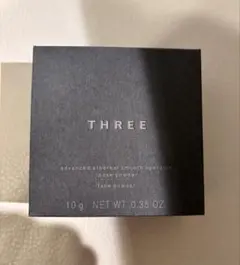 【新品】THREE アドバンスドエシリアルスムースオペレータールースパウダー02