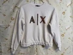 A/X ロゴ入り ホワイトトレーナー