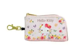【新品未使用】『ハローキティ』 リール付き キーパスケース