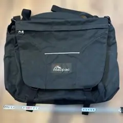 macpac ファントム　ブラック メッセンジャーバッグ