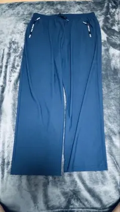 【美品】ストレート丈 速乾性 カジュアルパンツ スポーツパンツのサムネイル