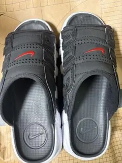 NIKE モアテン　サンダル