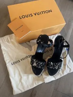 LOUIS VUITTON ブラックサンダルのサムネイル