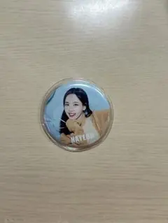 TWICE ナヨン NAYEON 缶バッジ Better - メルカリ