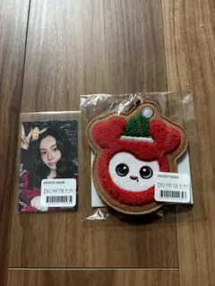 TWICE チェヨン　オンラインくじ　オーナメント　ステッカー