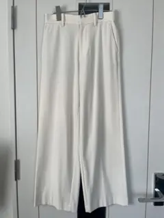 ビューティーアンドユース　ホワイトスラックス　Sサイズ