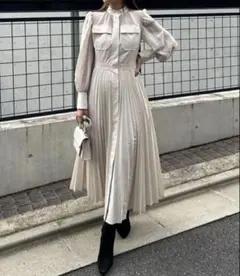 rienda プリーツワンピース