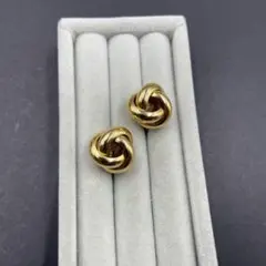 36ヴィンテージ Monet ゴールドトーン ノットデザイン イヤリング