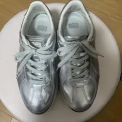 Onitsuka Tiger シルバー スニーカー