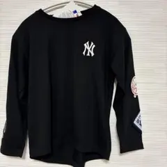 【新品】男の子MLB 刺繍ロゴロンT　1バックプリントヤンキースLA長袖 140
