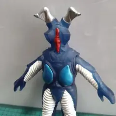 ☆BANDAI マガゼットン (タグ・カード付き) 2016年 円谷プロ ソフビ ☆BANDAI マガゼットン (タグ・カード付き) 2016年 円谷プロ