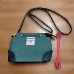 Item thumbnail for item e4e245de-16c8-4d98-8982-23f8e33b16ad