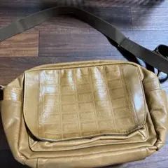 Item thumbnail for item e4826602-7743-47e4-aee1-31a3abeb0b88