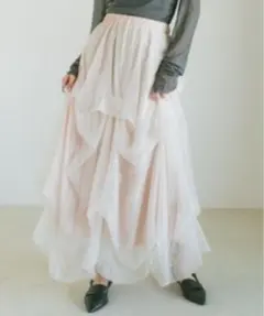 美品♡VANNIE Uタックデザインスカートチュールティアードスカートボリュームのサムネイル