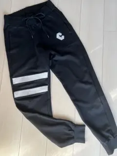 クロノス　パンツS完売品 美品 超人気デザイン 完売品 本物保証 CRONOS クロノス パンツ 女性に