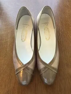 Item thumbnail for item b7352331-0546-42dc-b6bc-71cdc4bc7e02