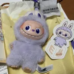 正規品Labubu Pin for Love 【E】イニシャルミニラブ