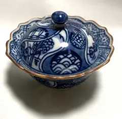 有田焼　ねじり　染付祥瑞　蓋付き小鉢