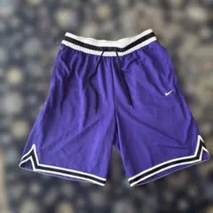 Nike Dri-FIT 紫 ショートパンツ