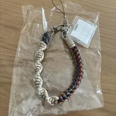 新品未使用♦︎LAKOLE スマホストラップ