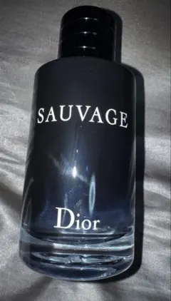 Dior sauvage 100ml ディオール　ソヴァージュ　オードゥ　トワレ