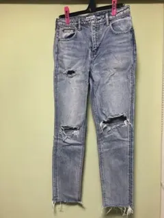 SLY スライ　ジーンズ　ダメージデニム