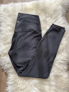 ルルレモン　リブレギンス　チャコールグレー