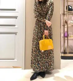 Lily Brown リリーブラウン　ヴィンテージ花柄ワンピース　オケージョン